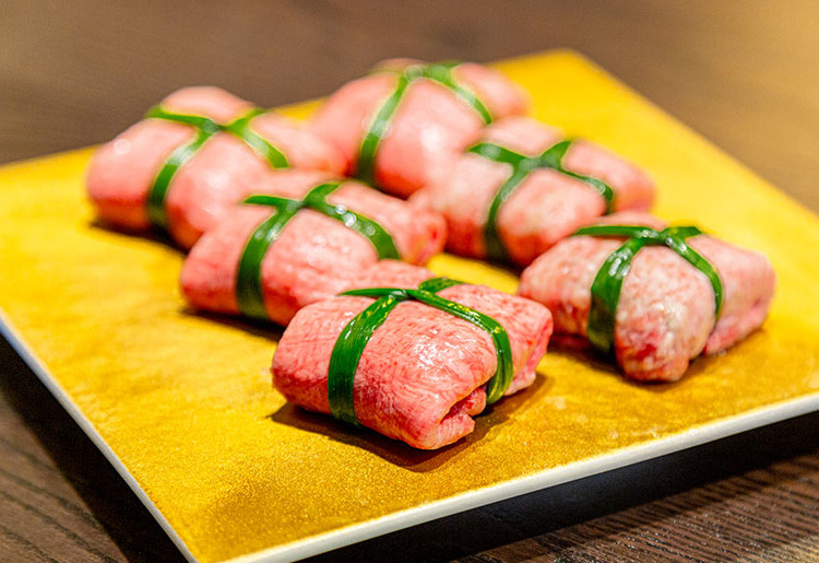 ネギ塩包み　牛タン（一人前4個）
